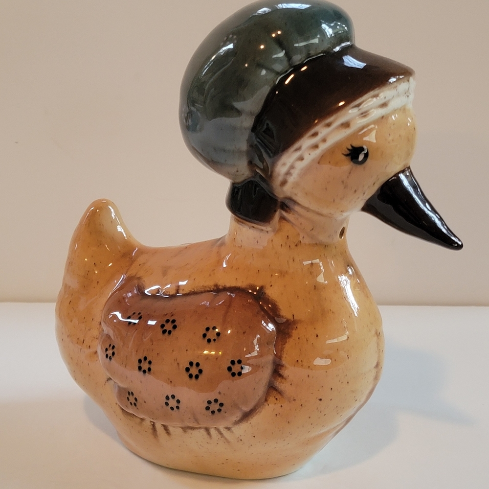Studio Pottery Ceramic Mother Goose